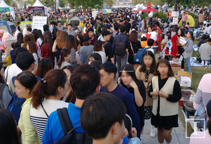 세계 최대 ‘서울불꽃축제’ 열리는 현재 여의도 상황 (사진)