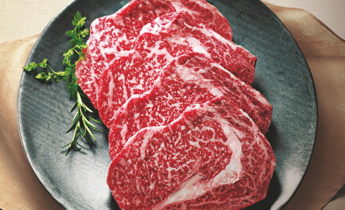 ‘한우데이’ 맞아 역대급 한우 행사 실시하는 이마트