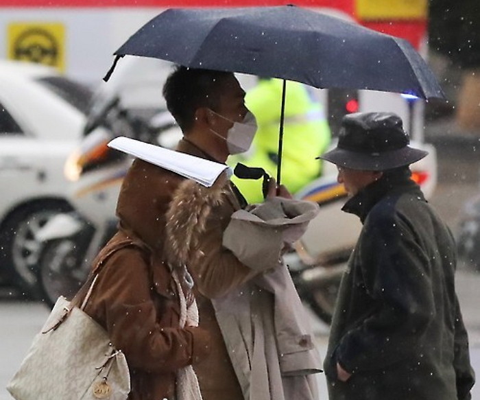 내일(3일) 아침 전국에 ‘가을비’ 내린다…“비 그치고 ‘강추위’”