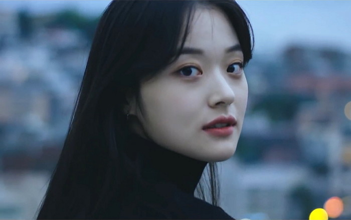 농도 짙은 ‘파격 키스신’ 뮤비 속 여주인공 신예 신도현의 정체