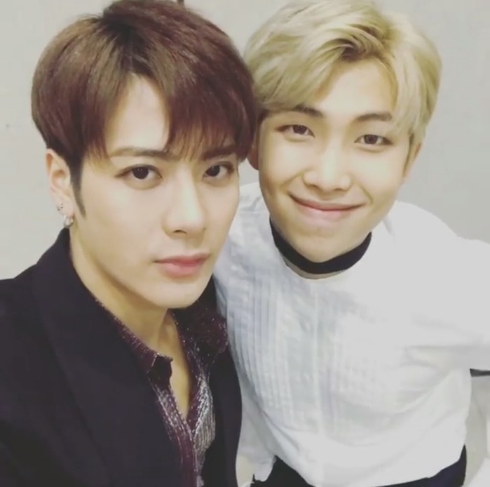 Jackson and RM posed together at the ‘2017 American Music Awards