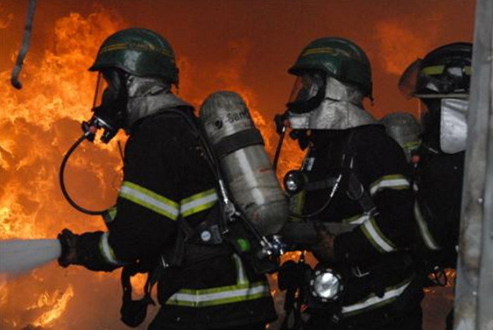 화재 진압하다 다친 소방관 의료비 절반만 받겠다는 ‘착한’ 병원