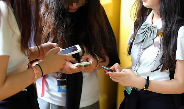 여중생과 조건만남 한 뒤 15만원 빼앗으려 한 21살 대학생