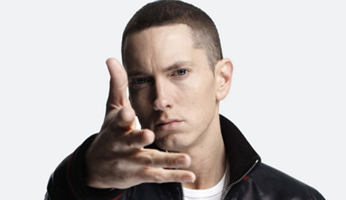 에미넴 노래를 거꾸로 돌려 들어보면 ‘이 가사’ 나온다