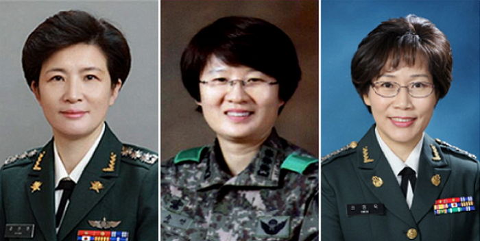 軍 창군 이래 최초…“여군 3명 ‘별’ 달았다”
