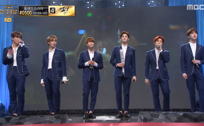 “나도 하트♥”···연기 대상 축하공연 온 아이돌에 ‘가장 뜨거운 반응’ 보여준 배우 (영상)