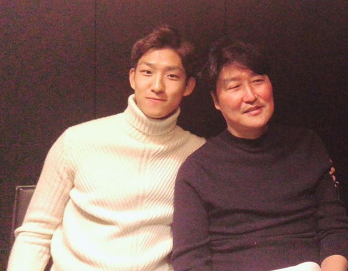 송강호의 우월한 DNA만 물려받은 ‘훈남 축구 선수’ 아들 근황