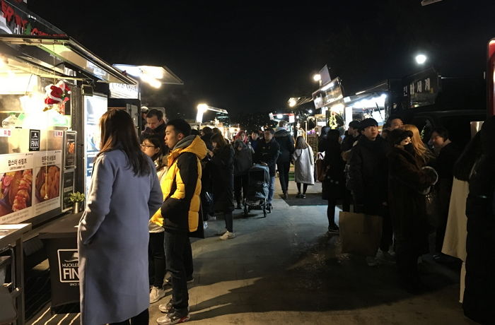 오늘(2일) 한강에 전세계음식 맛볼 수 있는 푸드트럭 야시장 열린다
