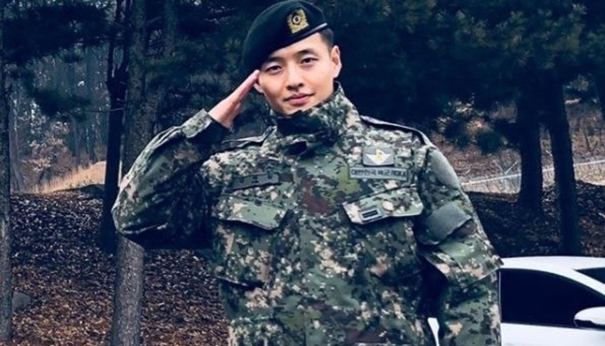 New Military Photos Of Actor Kang Ha Neul Revealed