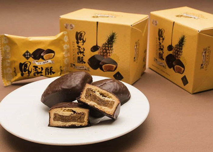 파인애플 잼에 초코 듬뿍 씌운 편의점 신상 ‘초코 펑리수’