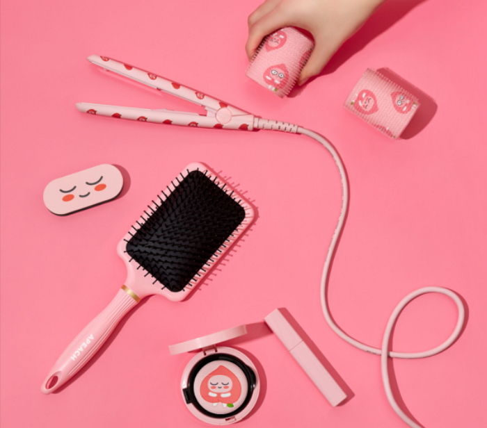 ‘핑크 덕후’들 설렘 폭발하게 만드는 복숭아색 어피치 고데기