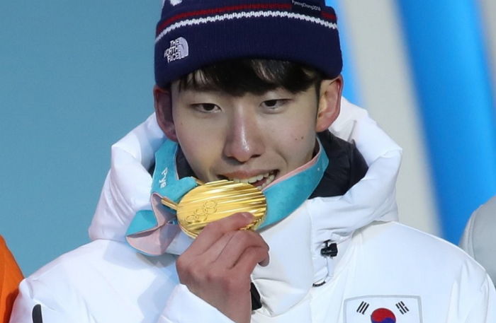 계주서 넘어졌던 임효준 “헬멧 던질만큼 제 자신에게 화가 났어요”