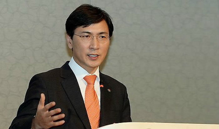 안희정 ‘성폭행 의혹’에 SNS서 성지글로 떠오른 노무현 사위 페북글