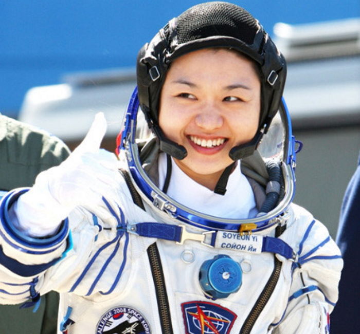 MB정부 때 한국 최초 우주인된 이소연 “난 상품이었다”