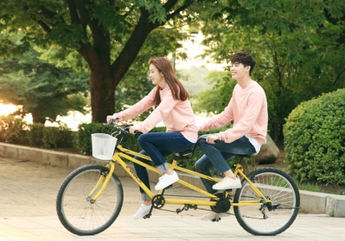 내일(13일) 낮 최고기온 ‘20도’…“오늘보다 더 따뜻해요”