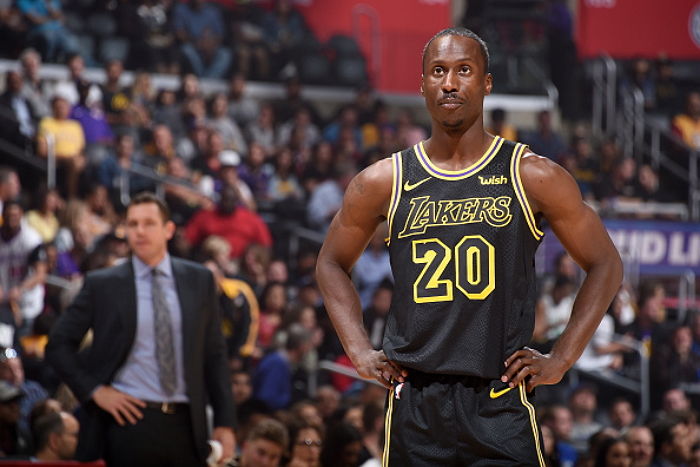 돈 없어 수학 선생님으로 일하다 ‘32살’에 NBA 데뷔한 농구 선수