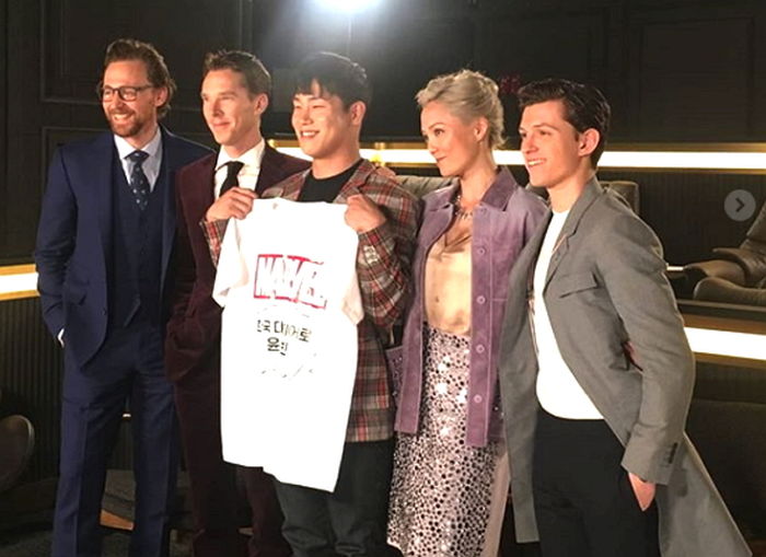 ‘어벤져스’ 배우 만나고 핑크빛 잇몸 드러낸 ‘코리안 아이언맨’ 윤성빈