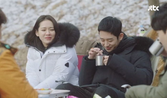 내일모레 ‘마흔’이라는 손예진 말 듣자마자 ‘경로 우대’(?)하는 정해인 친구들