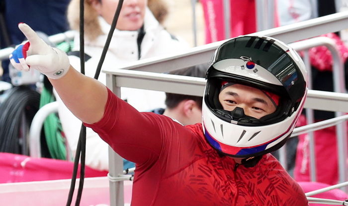 ‘청각장애’ 국대선수가 23년 만에 엄마와 처음 통화하고 가장 먼저 한 말