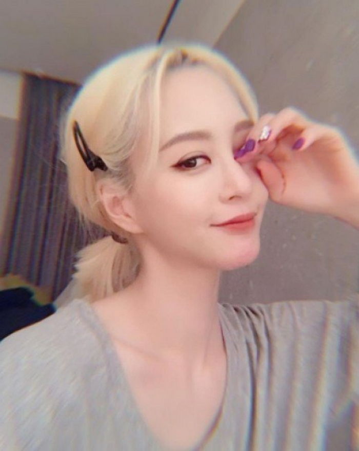 “전 잘 지내요”…밝아진 모습으로 근황 전한 한예슬