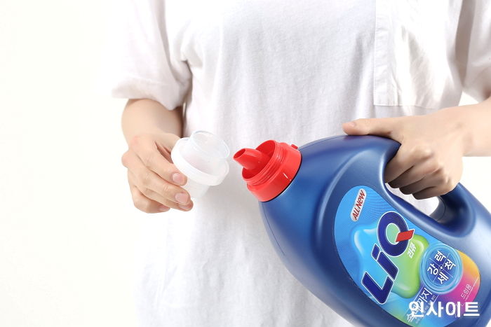 이물질·얼룩자국 말끔히 지워주는 세척력甲 ‘올 뉴 리큐’ 액체세제 출시
