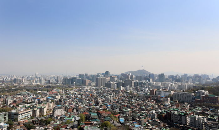 내일(1일), 전국 흐리고 곳곳에 ‘봄비’…“여전히 더워요”