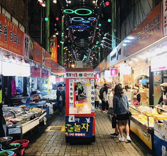 부산 여행가면 절친이랑 꼭 먹어봐야 하는 ‘부평 깡통시장’ 먹거리