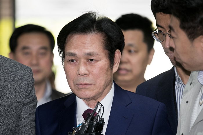 ‘여신도 상습 성폭행’ 만민중앙성결교회 이재록 목사 구속