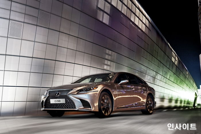 렉서스 코리아, 프리미엄 플래그십 가솔린 터보 ‘신형 LS500’ 판매