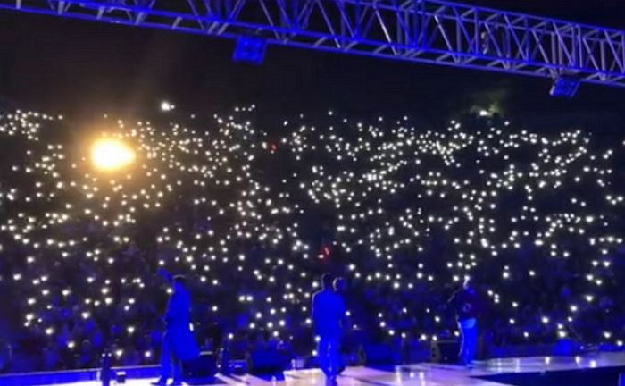 “단독 콘서트인 줄”···소름 돋게 완벽한 ‘위너’ 경희대 축제 ‘떼창’ 수준