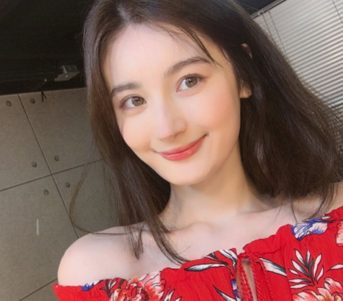 한국인 같은 외모로 인기 끌었던 ‘토종 러시아 미녀’ 근황 사진