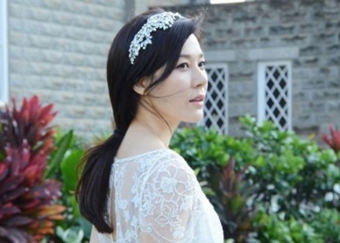 오늘(28일) 예쁜 딸 출산한 배우 김하늘