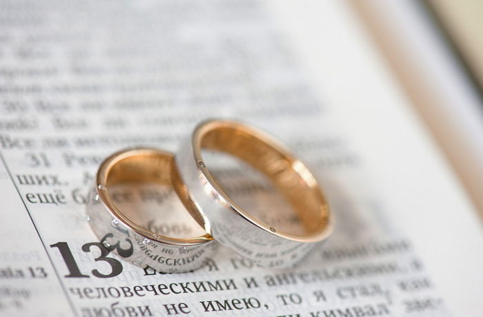 “남자친구가 저랑도 안한 반지를 ‘여사친’이랑 맞춘다네요”