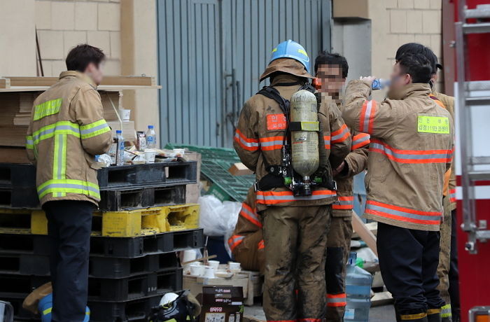 “목숨 걸고 일했는데 ‘순직’이 아니랍니다”…하루아침에 소방관 남편 잃은 아내가 올린 글