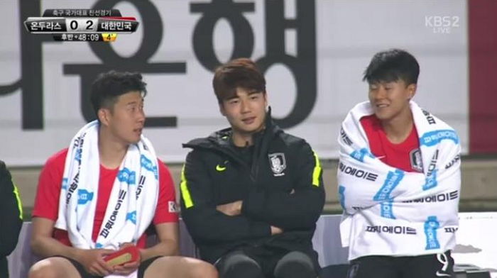 기성용·손흥민 형아들과 ‘축구 3대장’ 컷 찍은 ‘함박웃음’ 이승우
