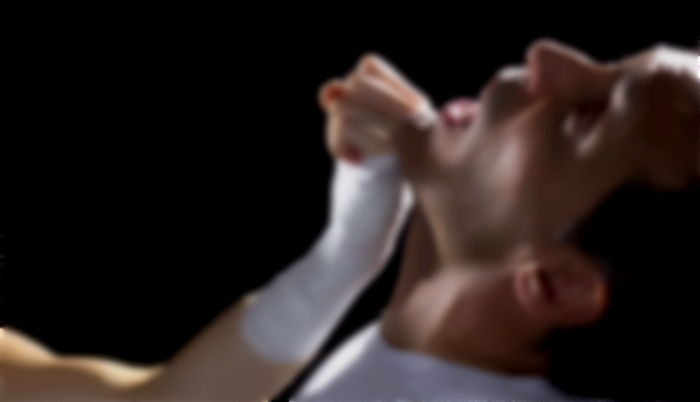 길가다 ‘어깨빵’ 했다며 70대 할아버지 얼굴 주먹으로 마구 때린 고교생