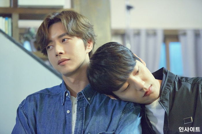 드라마 ‘사자’ 촬영 현장서 후배 곽시양·나나 살뜰히 챙기는 배우 박해진