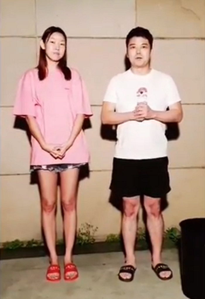 ‘커플 슬리퍼’ 신고 함께 ‘아이스버킷 챌린지’ 한 전현무♥한혜진