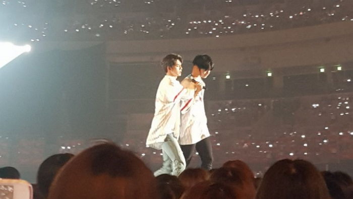 콘서트 중 부상당한 후 서로 미안해 눈물 흘린 배진영·옹성우