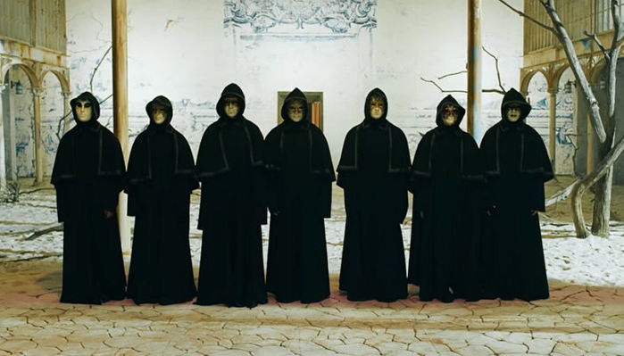 ‘충격적인 엔딩’으로 전 세계 호평 쏟아지는 방탄소년단 확장판 MV