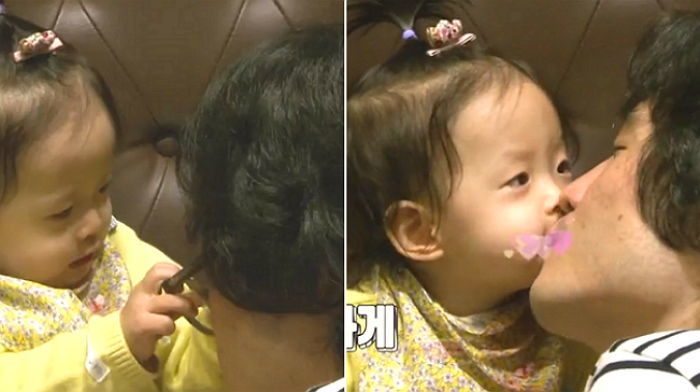 뽀뽀해달라는 아빠 말에 안경 확 벗기고 터프하게 ‘쪽~♥’하는 ‘붕어빵 딸’ 은이