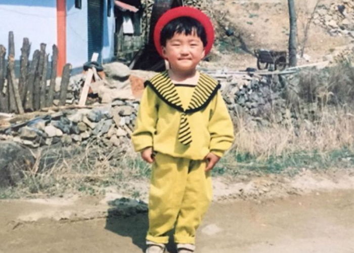 “떡잎부터 작네요”…‘비율깡패’라고 난리난 유병재의 ‘핵귀’ 어린시절