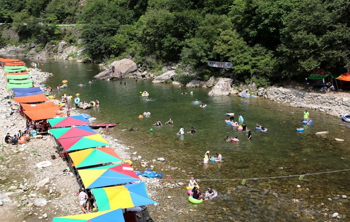 가족들이랑 ‘물놀이’ 나왔다가 계곡에 빠져 숨진 ‘초등학생’