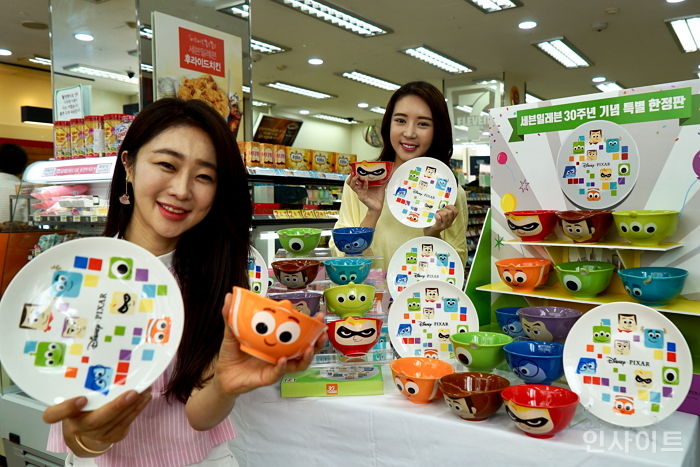 창립 30주년 기념 한정판 ‘디즈니 픽사 캐릭터 식기’ 선보인 세븐일레븐