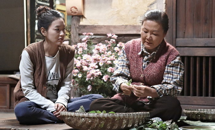 치매 걸린 엄마가 건넨 말 한마디에 딸은 눈물을 펑펑 쏟았다