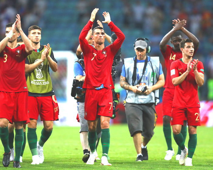 스페인 상대로 해트트릭하는 호날두 보고 놀라 고라니 소리 낸 감스트