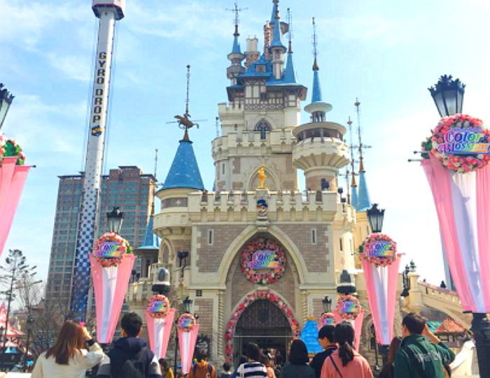 이름에 ‘준’ 또는 ‘J,U,N,E’ 들어가면 롯데월드 자유이용권 ‘2만 7천원’