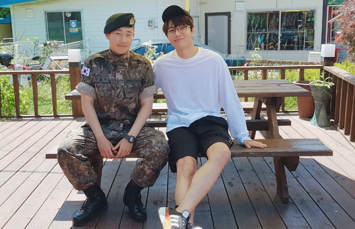 수료식에서 늠름한 ‘군인 포스’ 뽐낸 인피니트 성규 근황