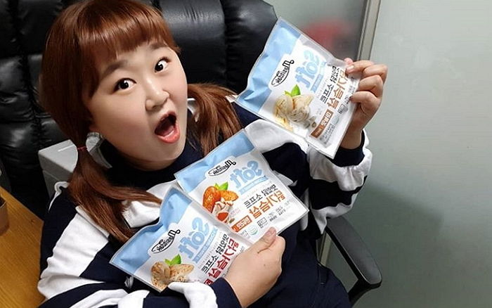 닭가슴살 먹고 무려 ‘22kg’ 뺀 예비신부 홍윤화의 최근 근황