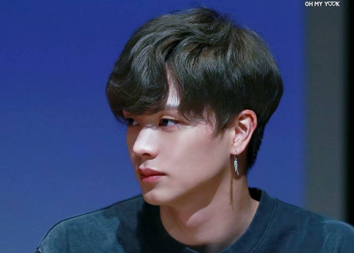 축축한(?) 뽀글머리에서 ‘덮머리’했을 뿐인데 섹시미 폭발한 ‘비투비’ 막내 육성재